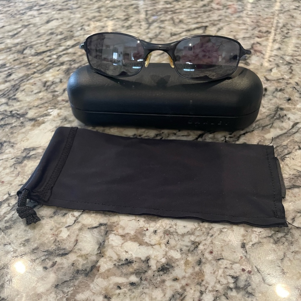 Black Oakley Sunglasses